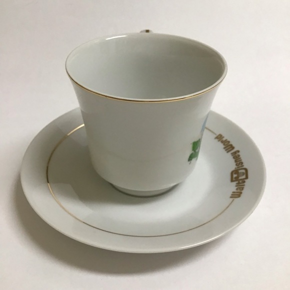 Walt Disney World Cinderella's Castle Tea Cup & Saucer Gold Trim 1970’s Vintage - Picture 6 of 12